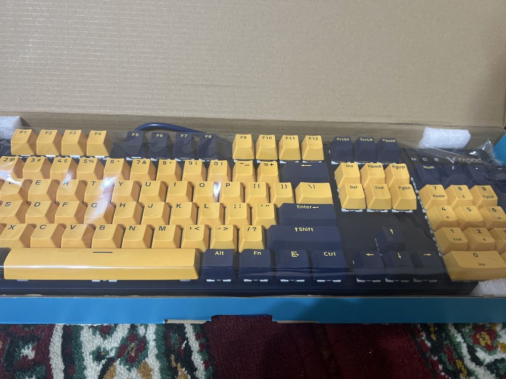 Rapoo v500pro  клавиатура