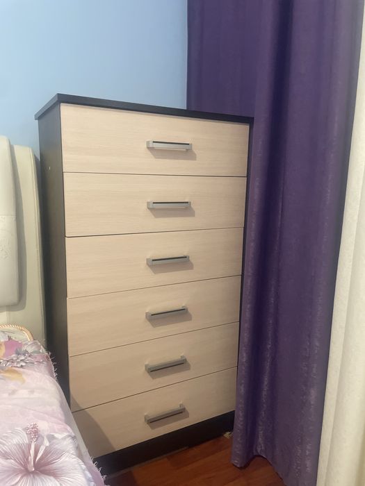 Тумба, комод с выдвижными ящиками