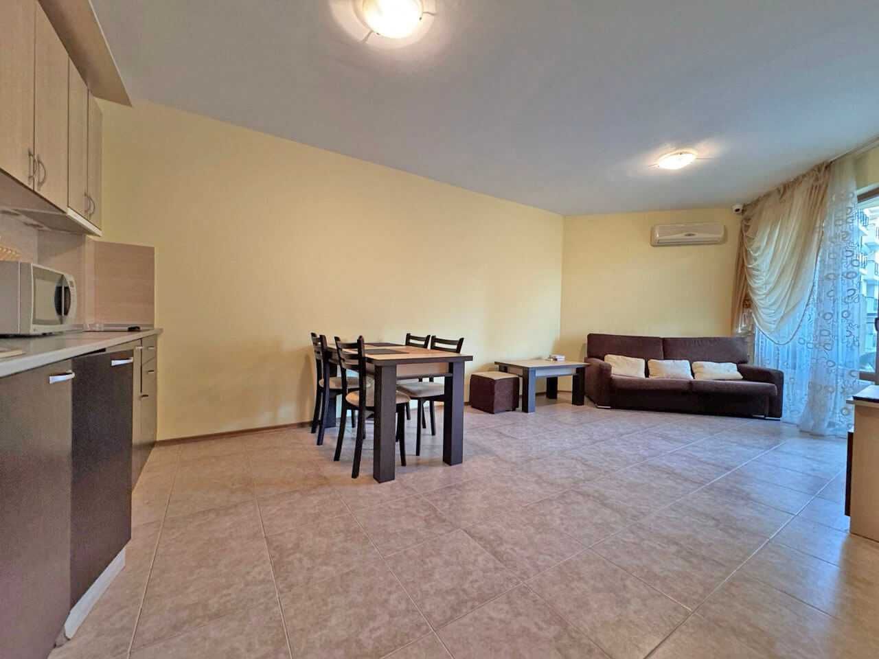 Продава се Двустаен апартамент в к.к. Слънчев бряг - 72 кв.м за 931 €/кв.м - Снимка #1