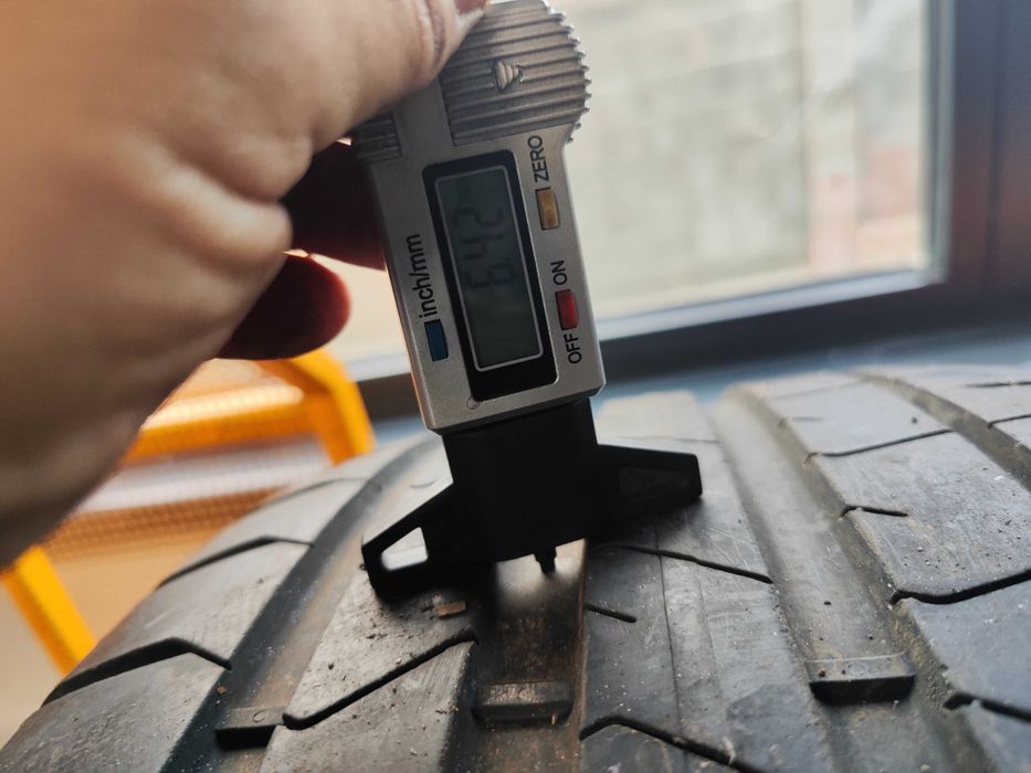 4бр.летни гуми 295/35/21-265/40/21 Pirelli спорт пакет