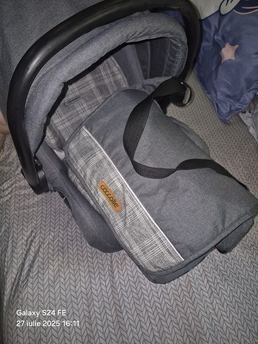 Carucior 3 în 1 si gentuta