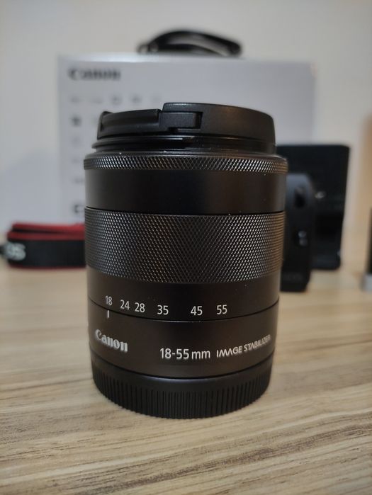 Canon EOS M + Canon 18-55 f/3.5 - 5.6