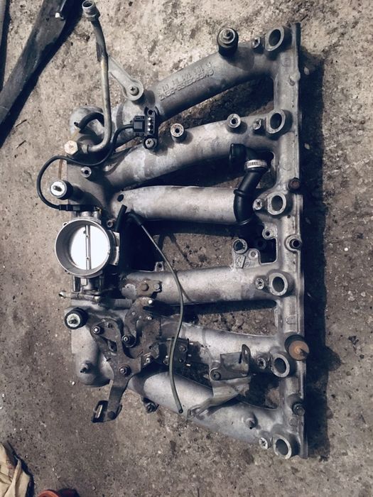 Мерседес 124 запчасти м103  2,6; 3,0