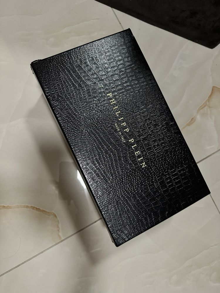 Дамски оригинални обувки Philipp Plein 37/38 LO-TOP 37-38