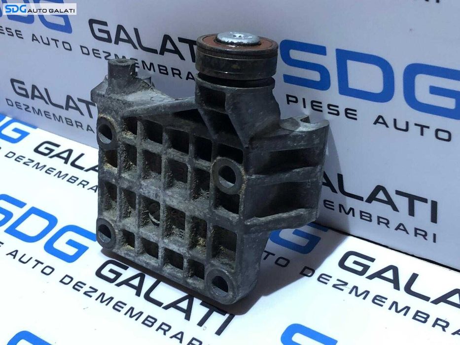 Suport Alternator cu Rola Audi A8 3.0 TDI ASB BNG 2004 - 2010 Cod 059903143K [S0136]