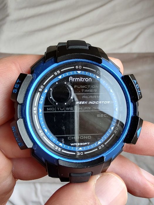 Armitron американски цифров часовник