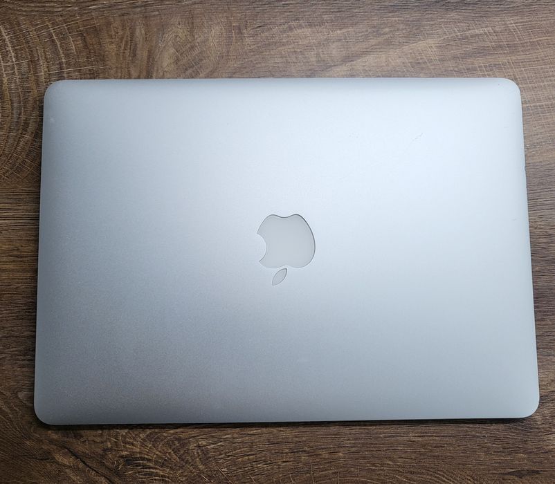 Лаптоп MacBook Air 1466-2017