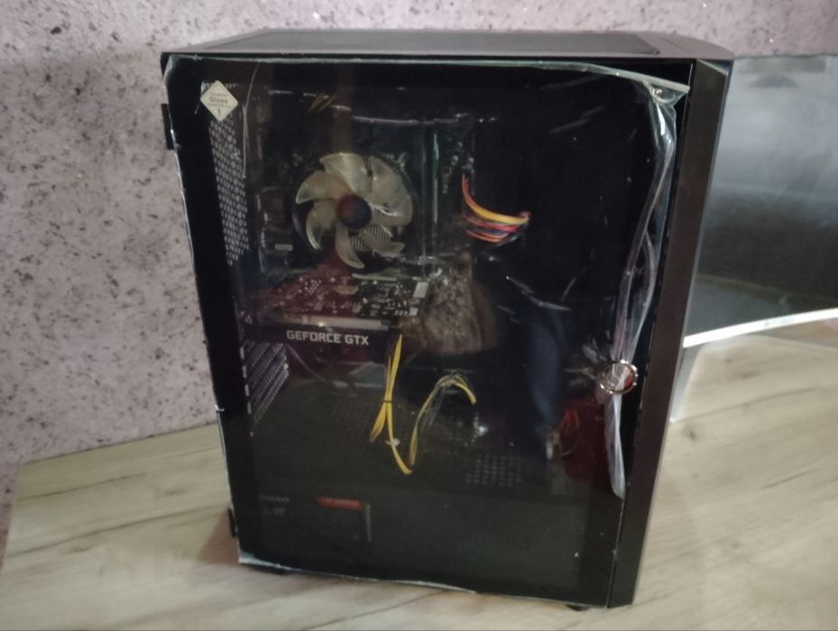 Кампютер срочно сотилади пул керак телда тшунтира оламан