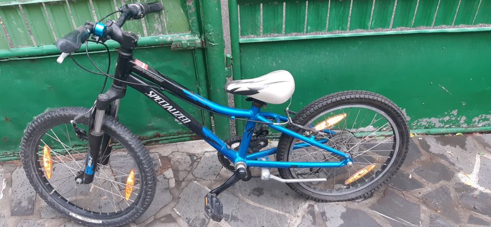 Bicicletă copii 5-10 ani foarte fiabilă. A fost utilă copiilor mei .