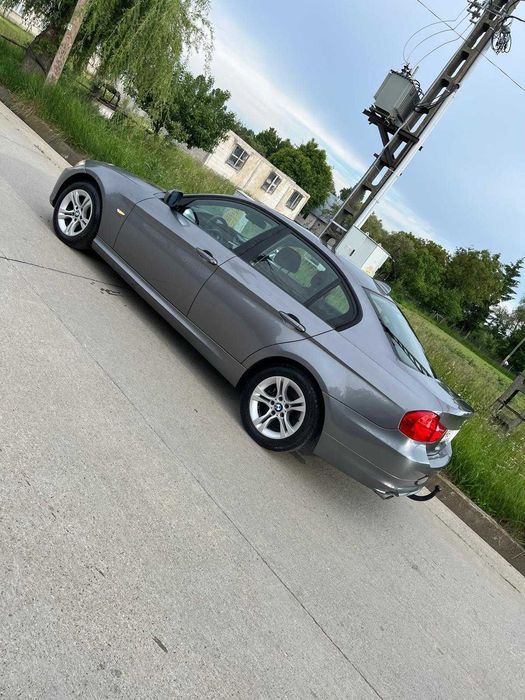 Vand bmw seria 3 e90 Berlină model Facelift  euro 5 motor 2.0D