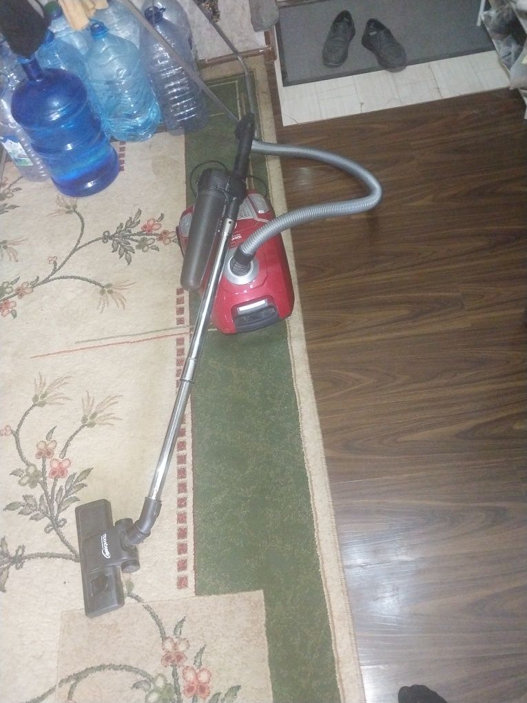 Arzon Pilesos sotiladi 110$ ga bo'lishi
