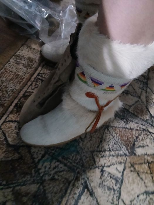 Vand cizme vintage  din par de oaie