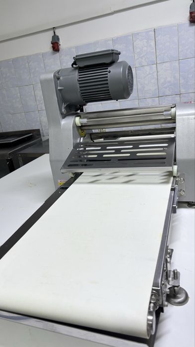 Тестораскат механическая и полуавтомат