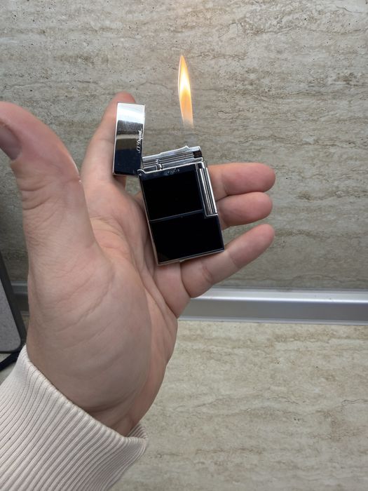 St dupont стоманена запалка  Пълманена запалка запалкалесно и работи