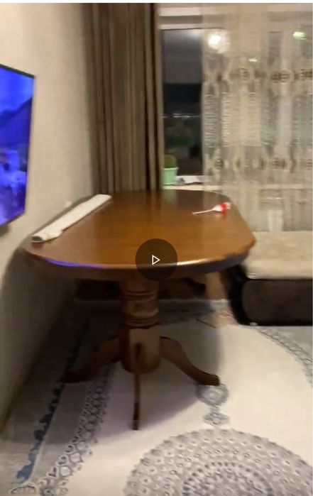 Стол для гостинной, 3 м