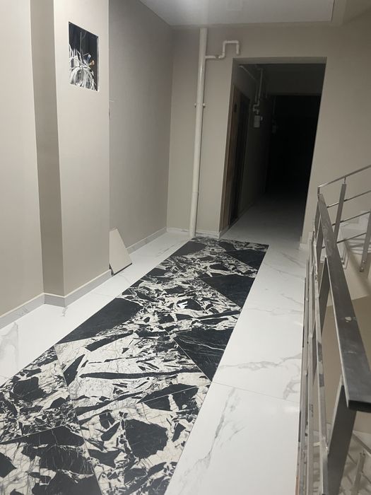Vand apartament 2 camere la gata