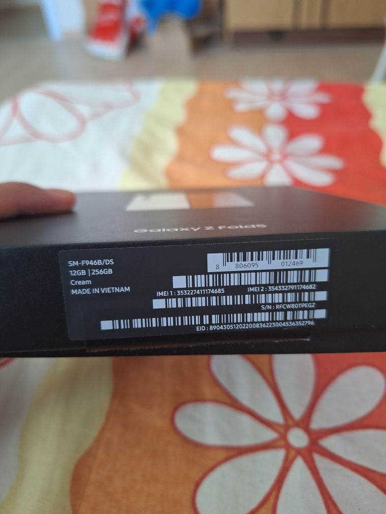 Samsung Galaxy Z Fold 5