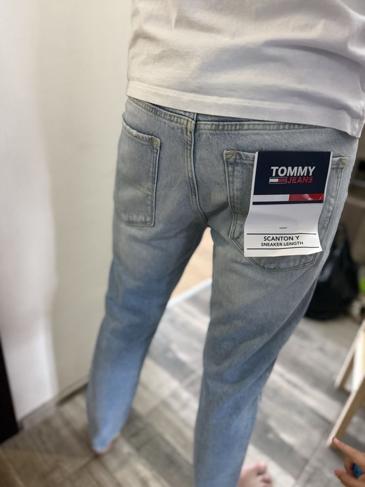 Нови дънки Tommy Hilfiger/Tommy Jeans