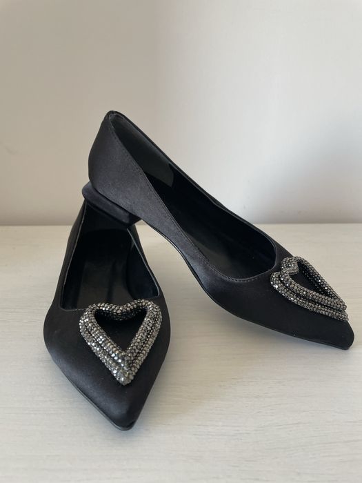 Balerini negri din satin