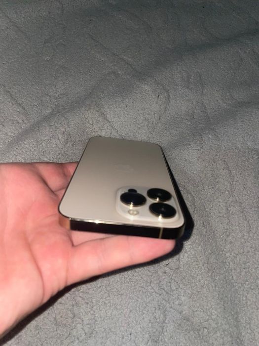 Продам iphone 13 pro 256