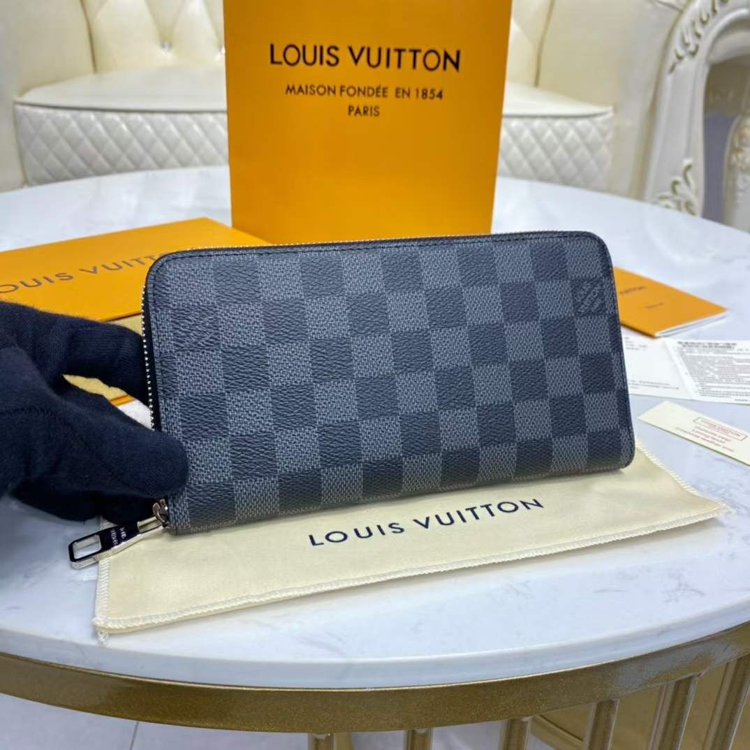 zippy wallet vertical louis vuitton Портфейл