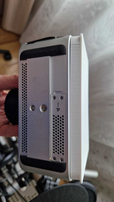 Blackmagic Cinema Camera 2.5K EF