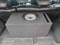 Бас каса JL Audio + усилвател Pioneer GM-5400T Комплект