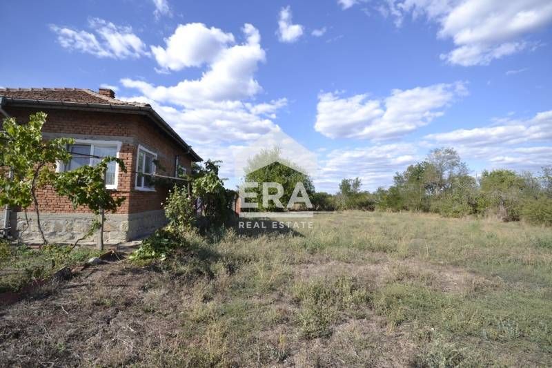 Прекрасна къща в село книжовник