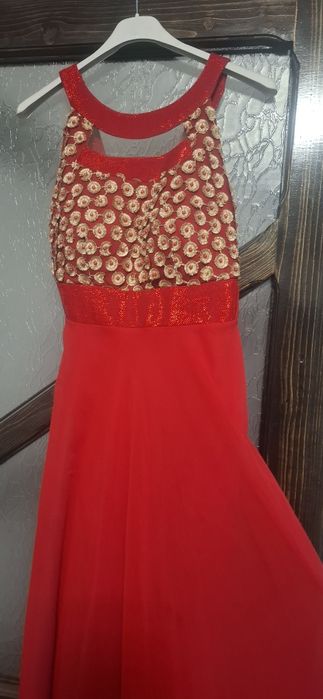 Rochie purtata doar o data