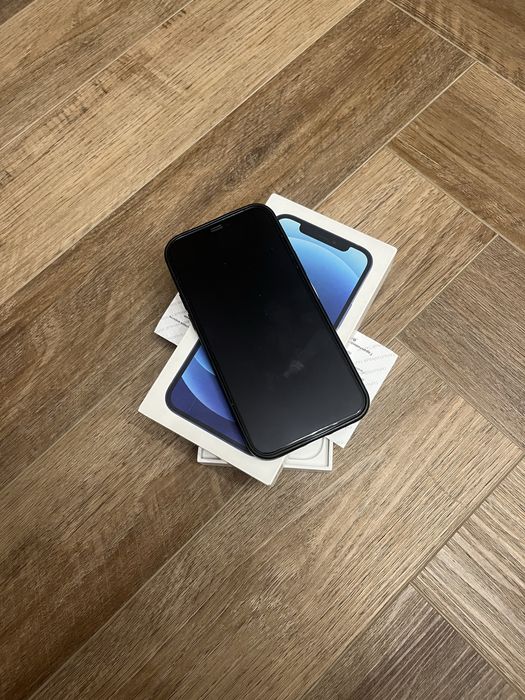 Продам айфон 12 iphone 12
