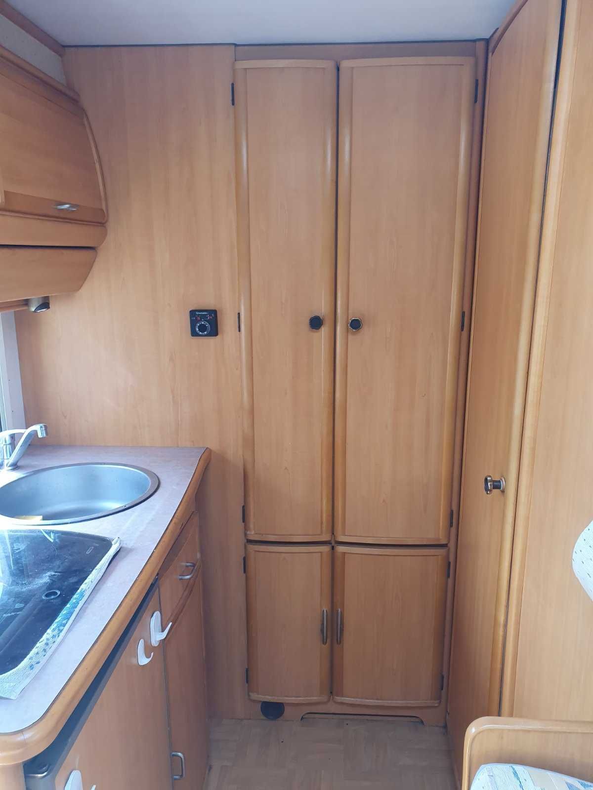 Продавам Кемпер Hymer