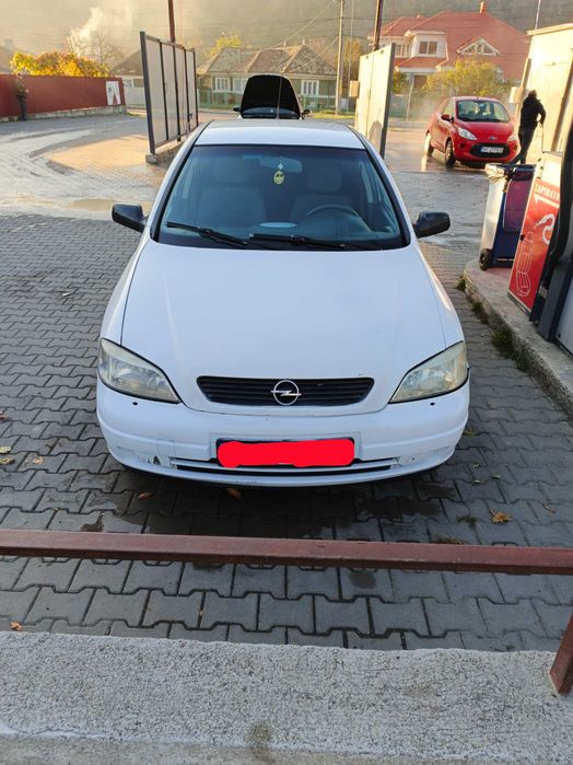 Vând Opel Astra g