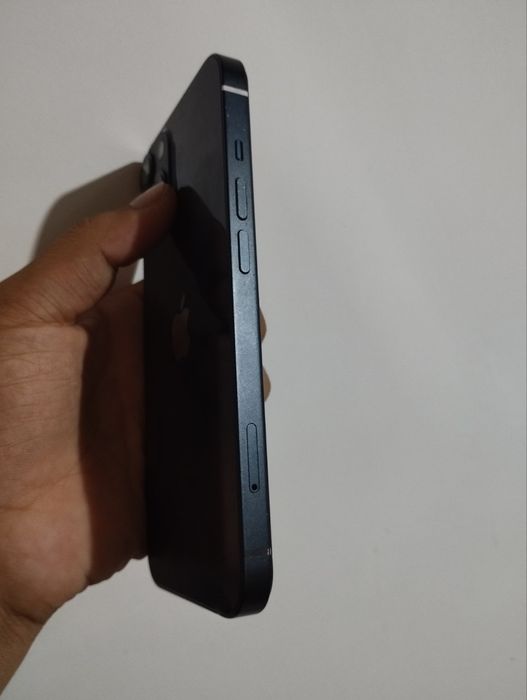 Iphone 13 , 94 %yomkisti,holati zoʻr , faqat imeidan oʻtmagan