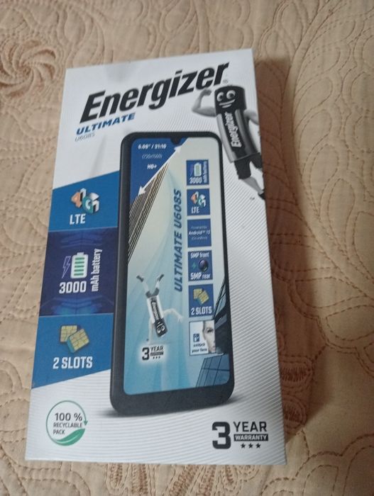 Vând telefon energizer