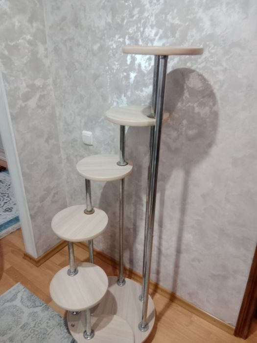 Продам декоротивную подставку
