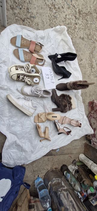 Продам женскую обувь