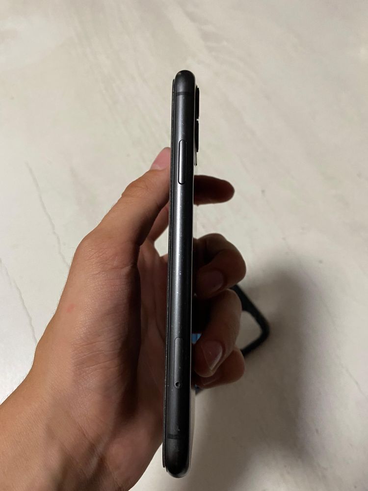 iPhone 11 128gb Black , заводское состояние!