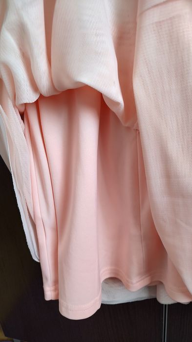 Rochita marimea 104/4 ani