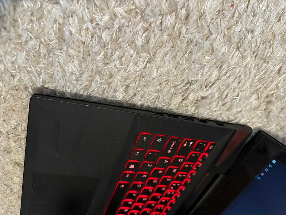 Laptop Gaming I5 4210H 500 SSD 16 GB Ram PV GTX 860M Tastatura Rosie