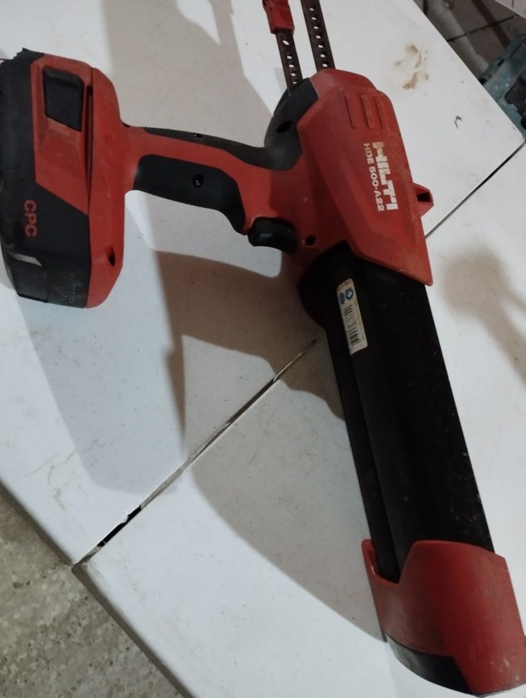 Pistol silicon hilti