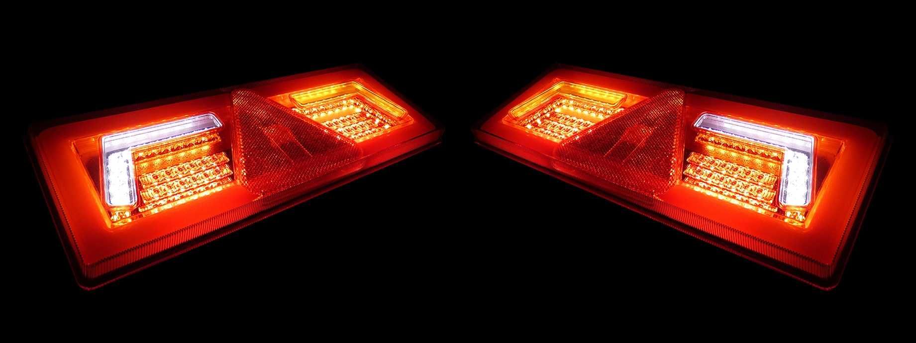 Ляв + Десен Диодни Lед Стопове Бягащ Мигач Неон 12-24V