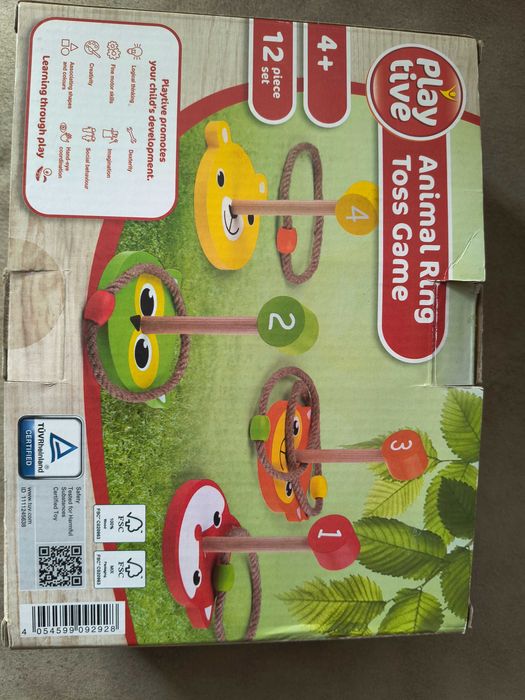 Дървени играчки и музикален куб Hoodle pyramid