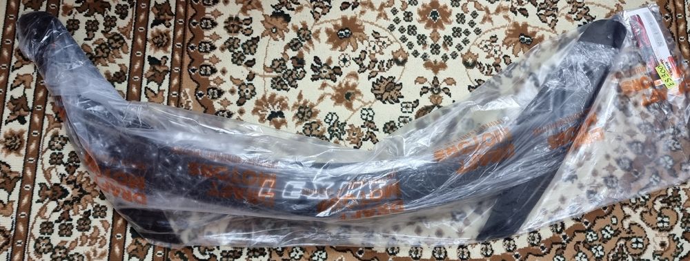 Спойлер Капота Лексус