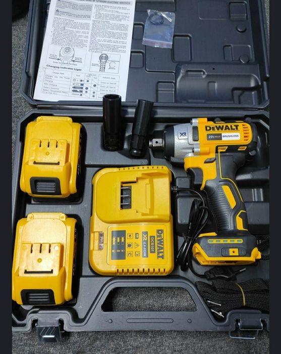 Pistol impact DEWALT 24v/5ah , 1/2 +bit bormasina