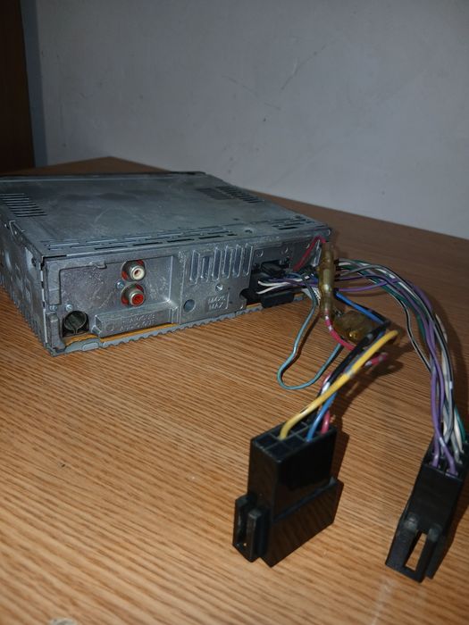 Sony-Xplod 50×4 1x iesire subwoofer