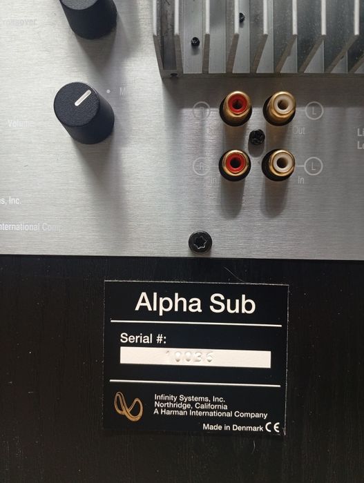 Активен субуфер Infinity Alpha