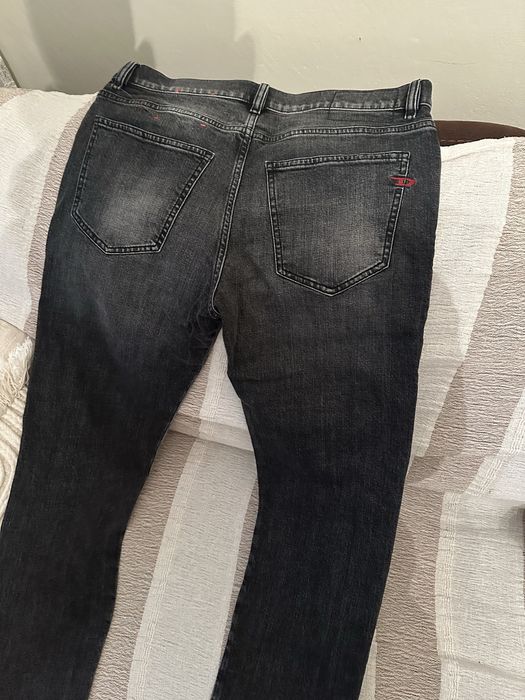 Blugi Diesel 2 perechi , 32/32