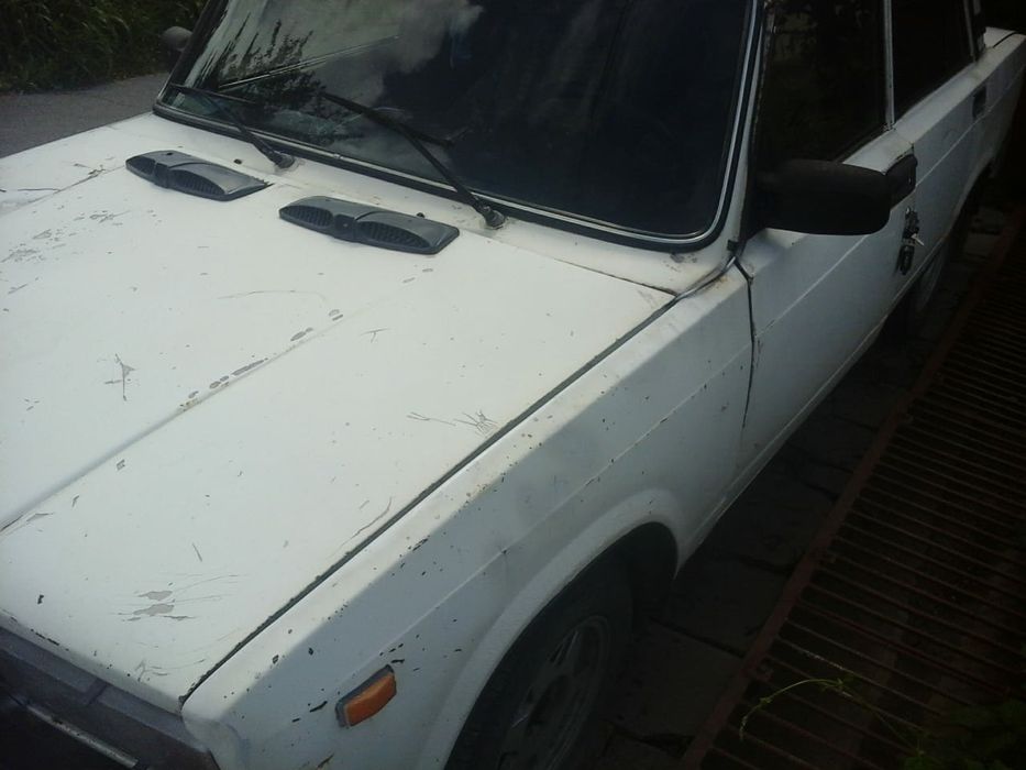 Стекло заднее