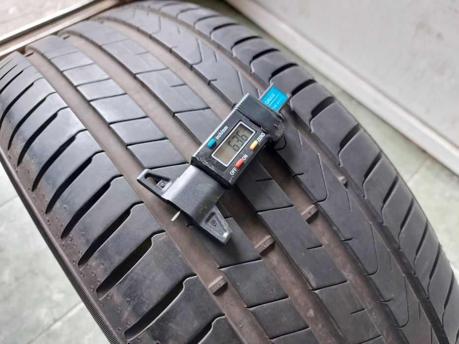 O anvelopa 225/50 R18 Pirelli