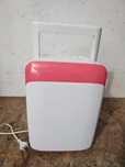 Мини хладилник COOLER BOX
с обем 8 литра / Cold 55W /Hot 45W
ниска кон